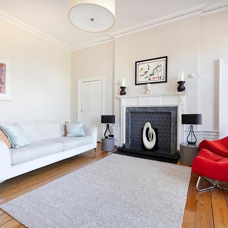 Ferienwohnung Joivy Contemporary Flat In The New Town EDI Exterior foto